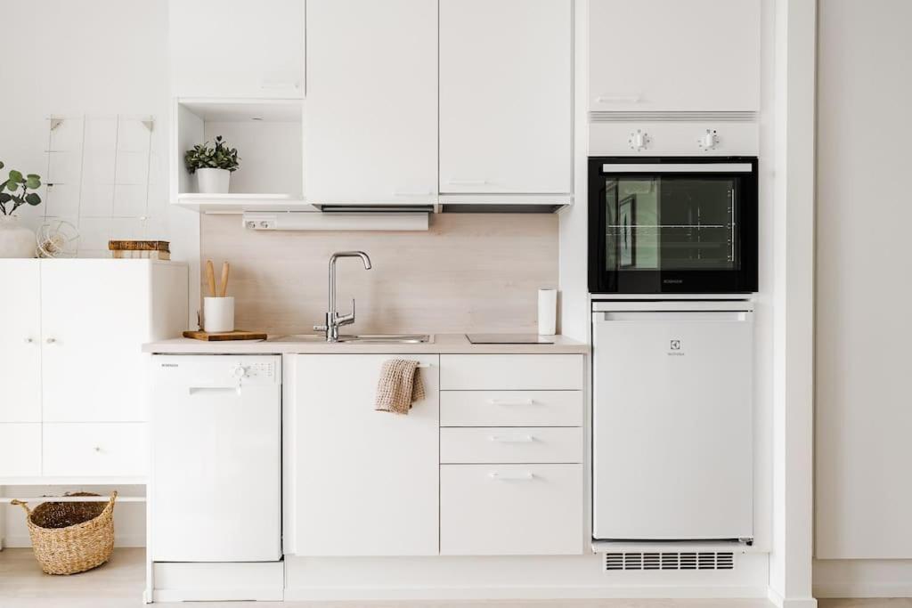 New Studio Blue Near Helsinki Airport In Kivistoe Vantaa Zewnętrze zdjęcie